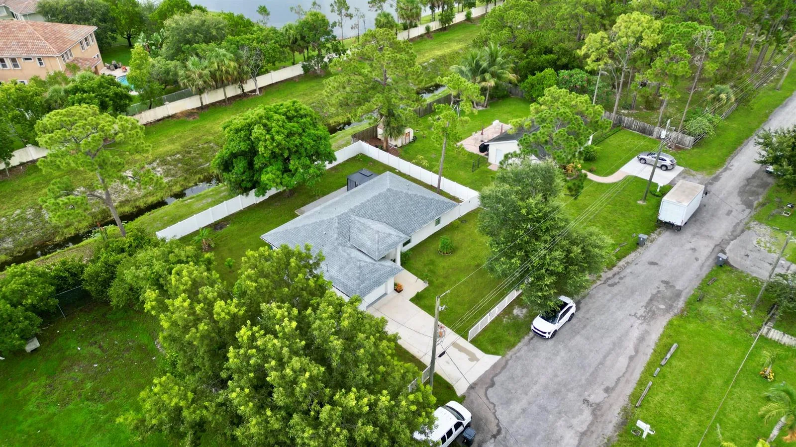 6539 Alexander Road, West Palm Beach, FL 33413 photo 11