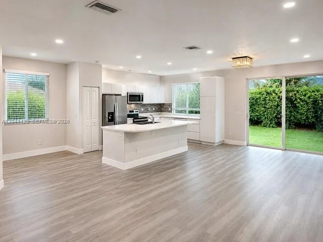 1528 Salerno Cir # 1528, Weston, FL 33327