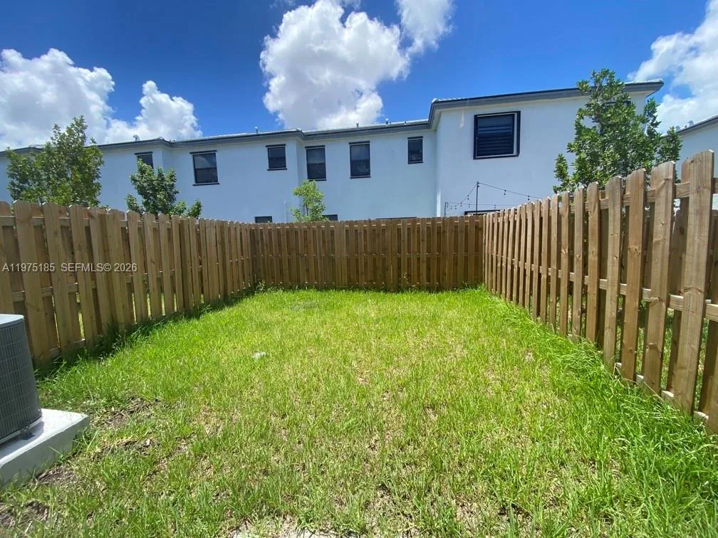 28704 SW 133rd Ct, Homestead, FL 33033 photo 9