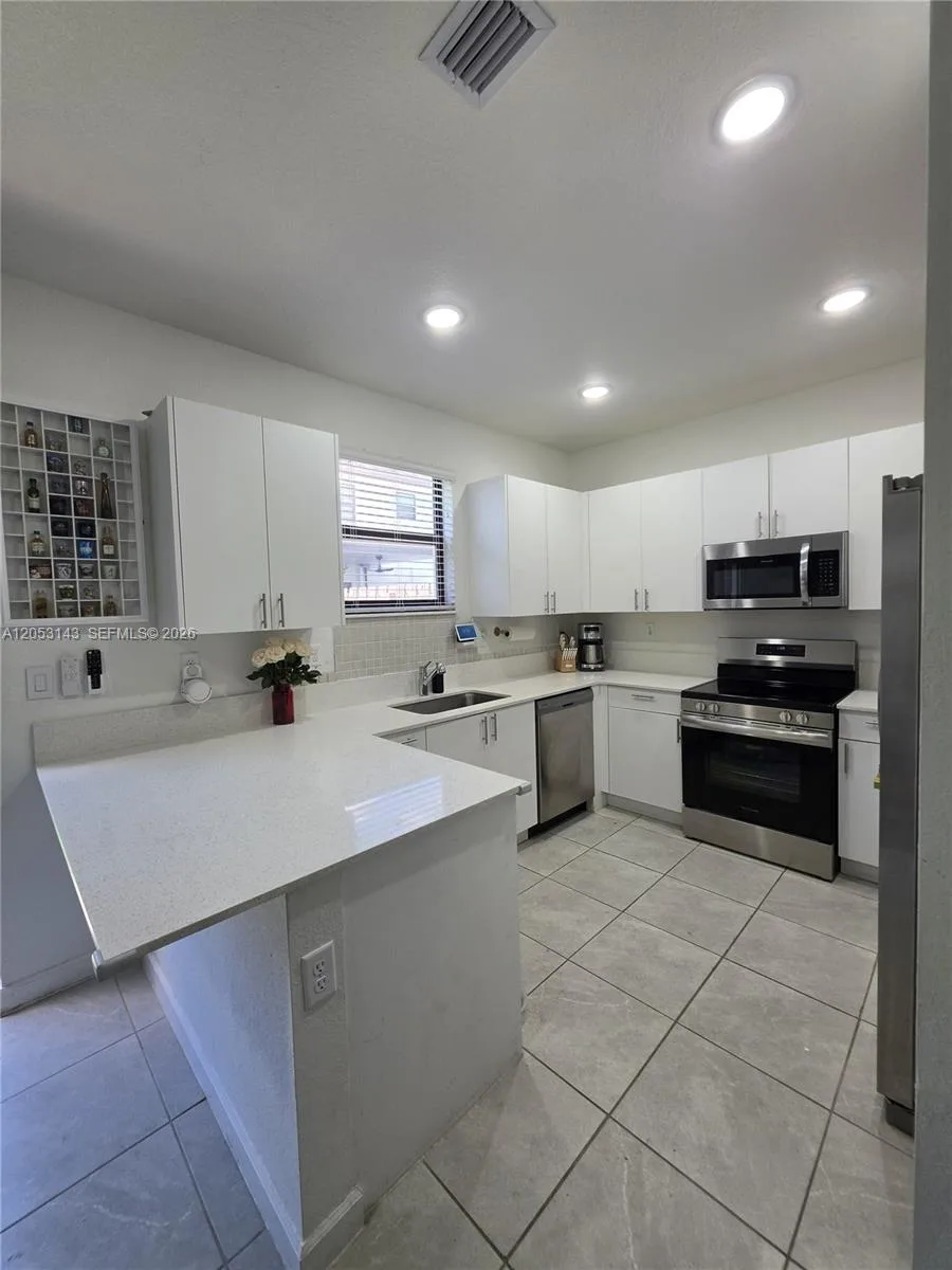 12880 SW 231st St, Miami, FL 33170 photo 5