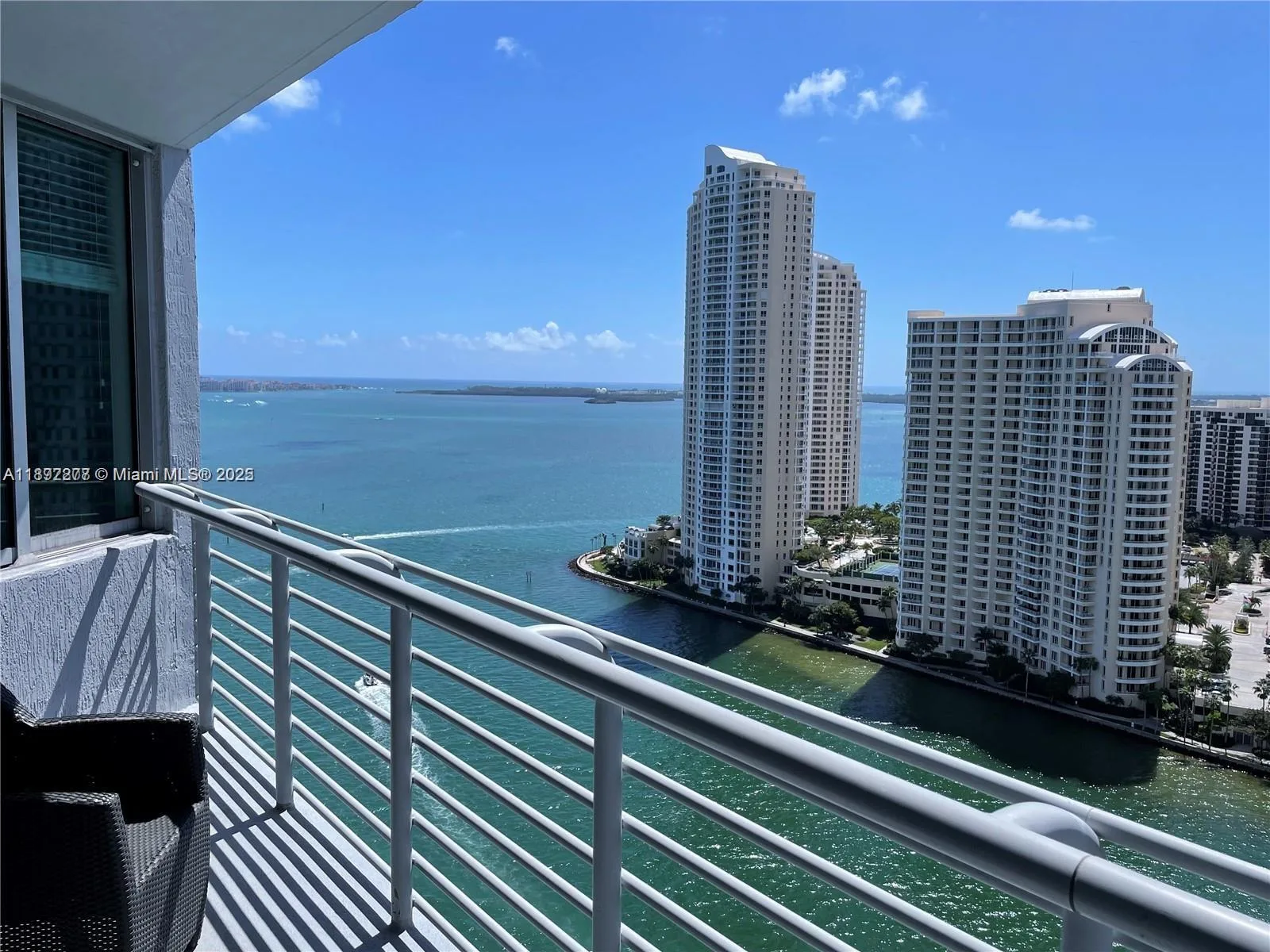 325 S Biscayne Blvd # 2619, Miami, FL 33131