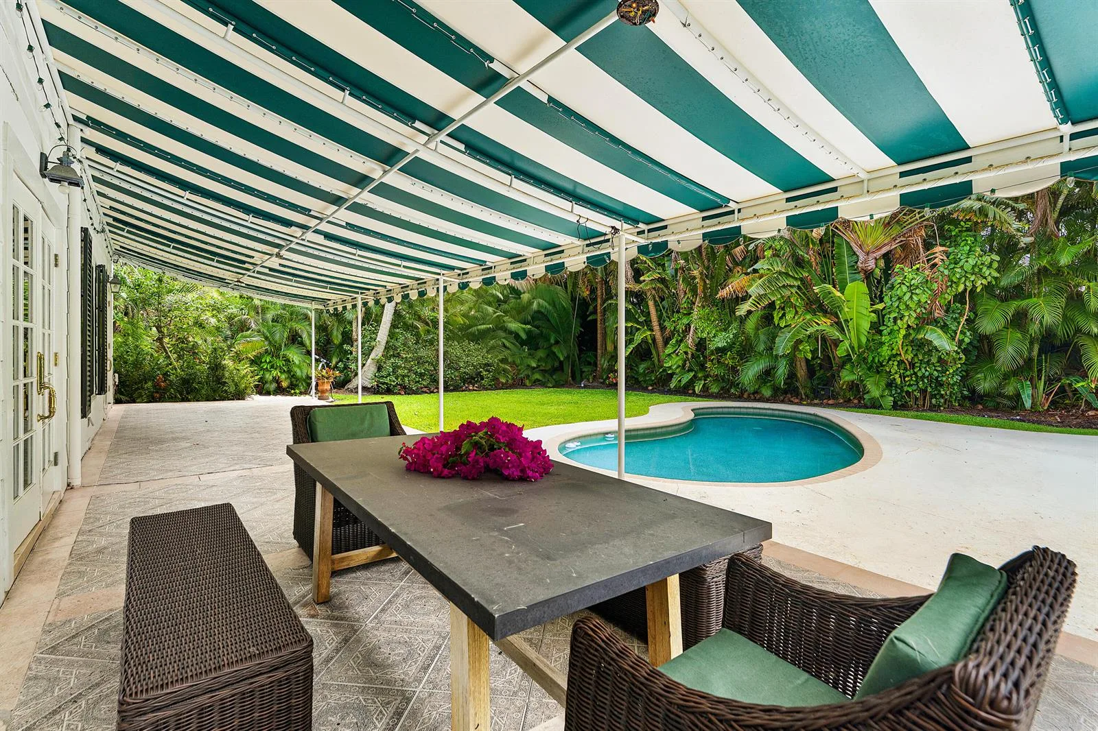 210 Merrain Road, Palm Beach, FL 33480 photo 7
