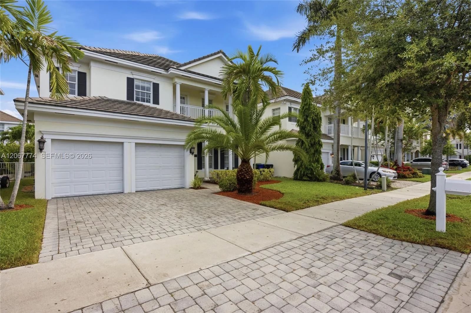 1419 SW 21st Ct, Fort Lauderdale, FL 33315 photo 2
