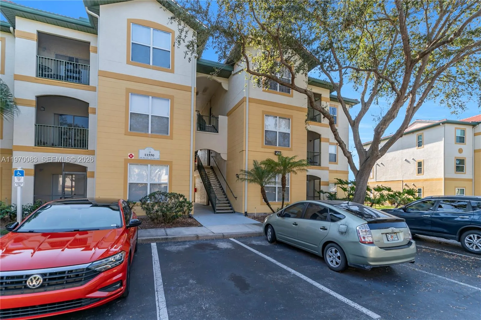 11550 Villa Grand # 1315, Fort Myers, FL 33913 photo 3