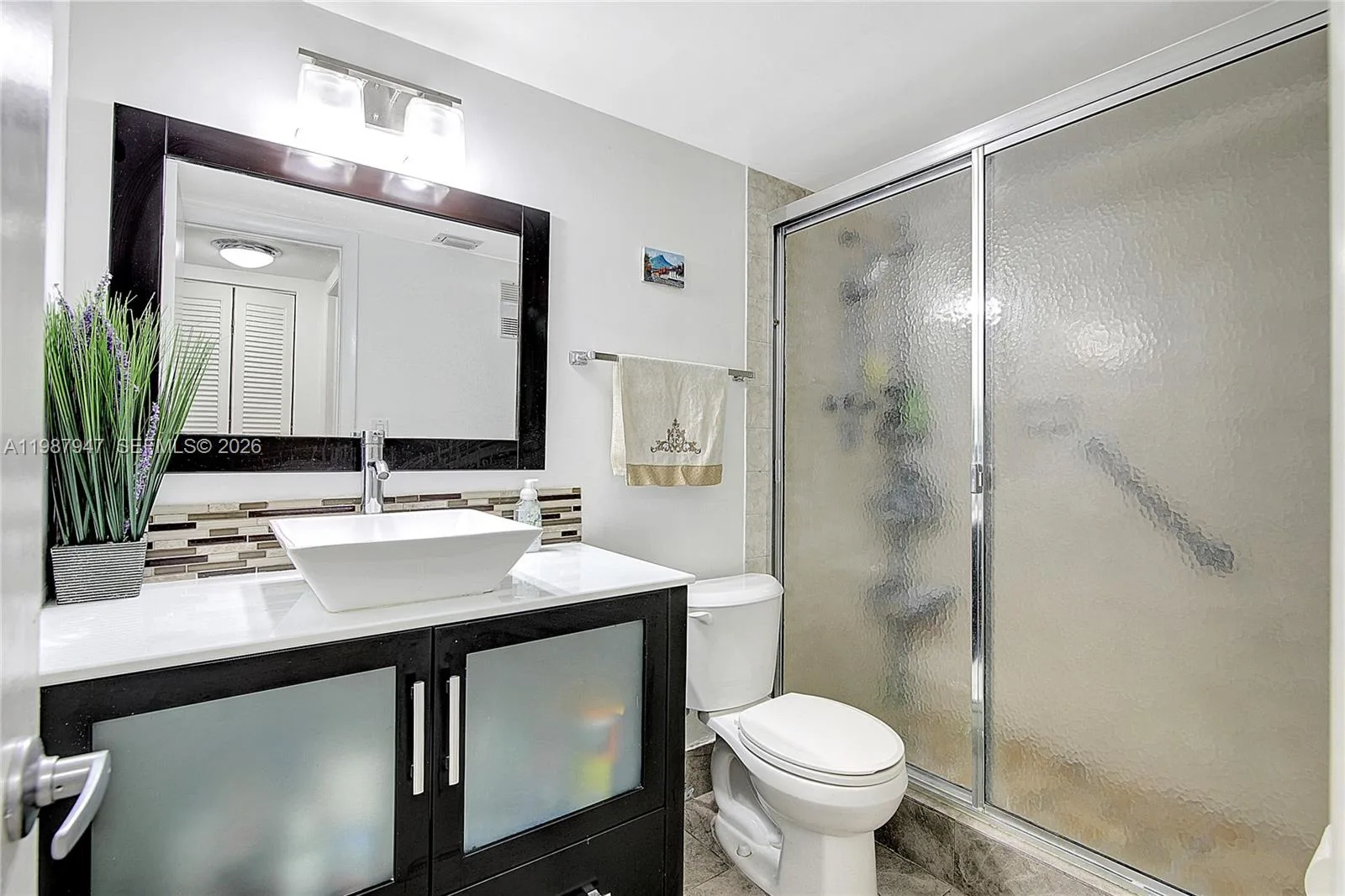 1100 Colony Point Cir # 302, Pembroke Pines, FL 33026 photo 4
