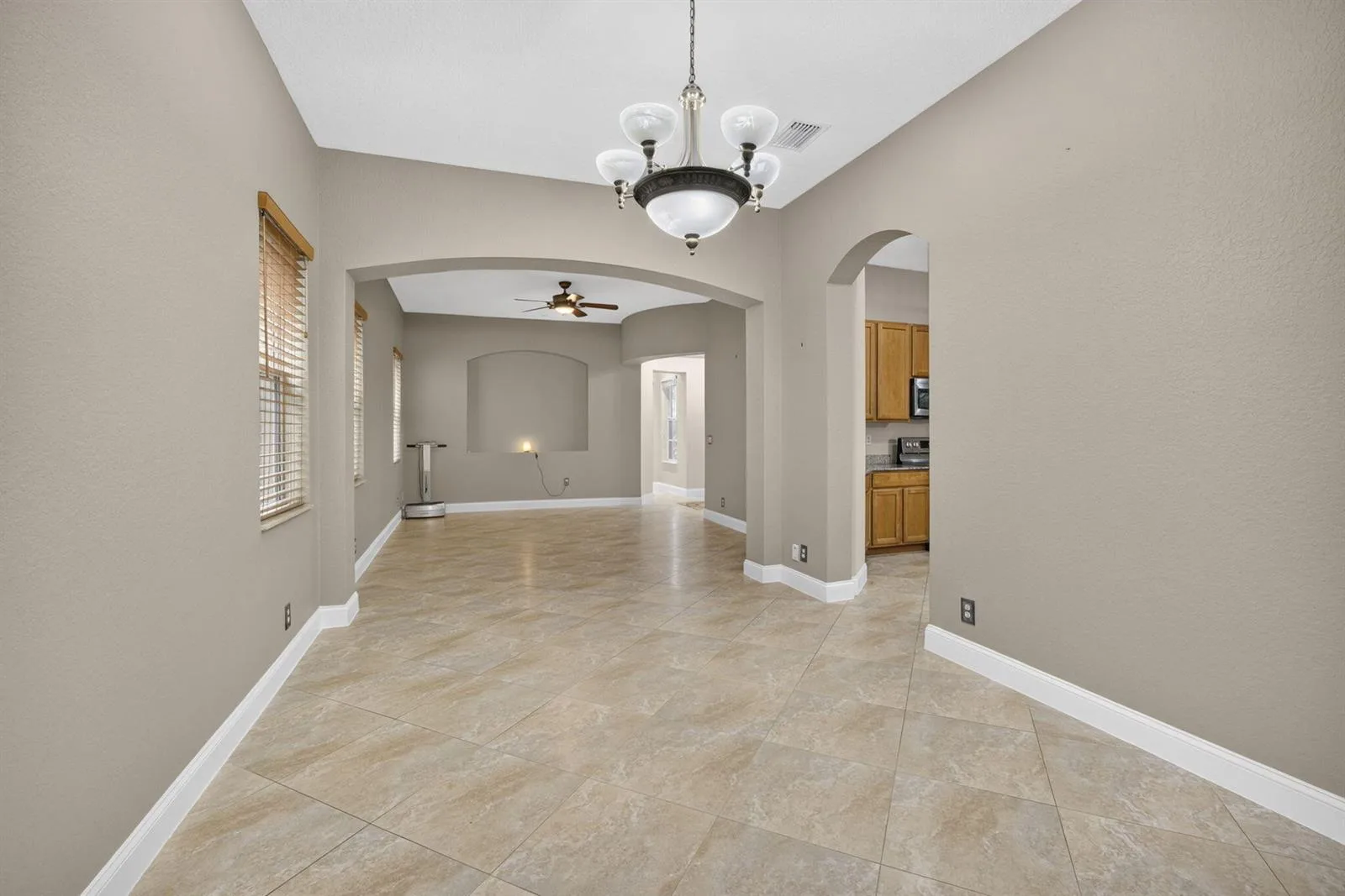 742 Cresta Circle, West Palm Beach, FL 33413 photo 10