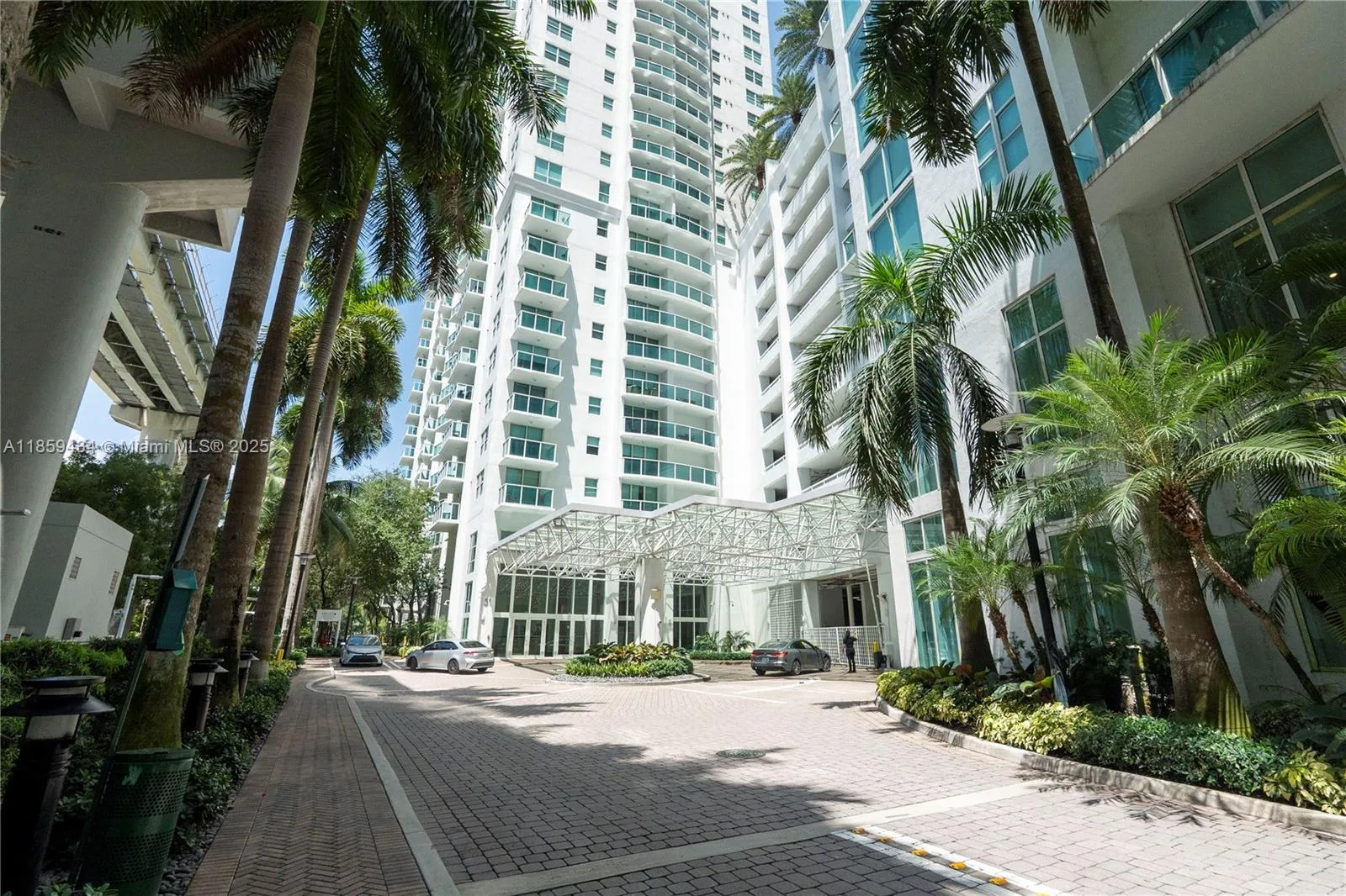 31 SE 5th St # 2610, Miami, FL 33131