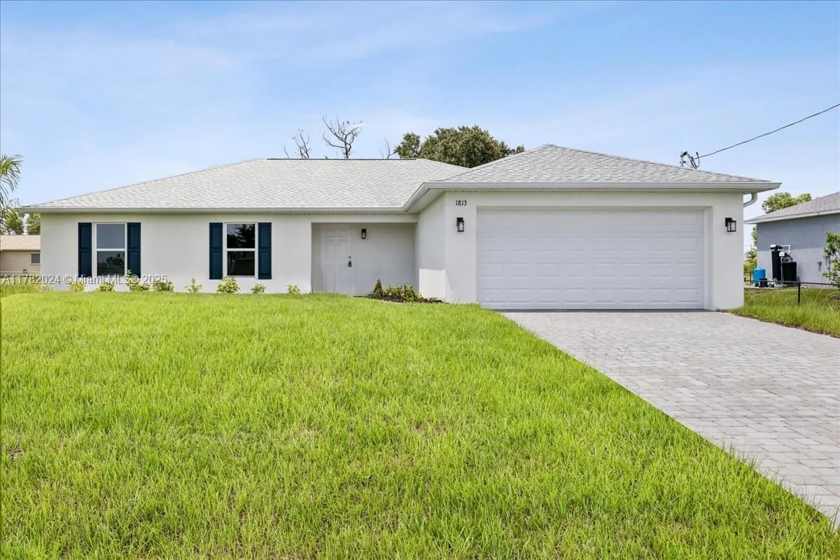 1813 NW 16th TER, Cape Coral, FL 33993