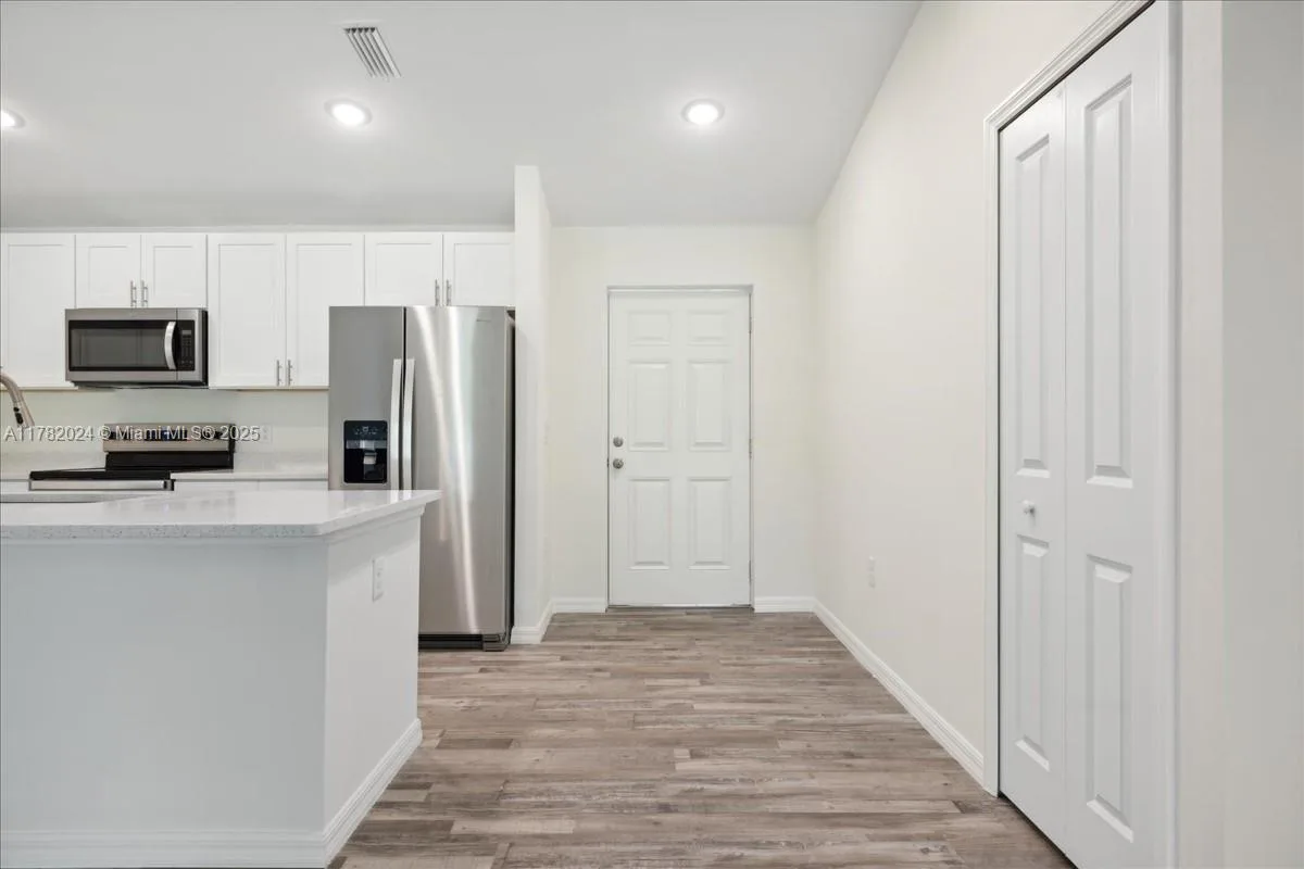 1813 NW 16th TER, Cape Coral, FL 33993 photo 2