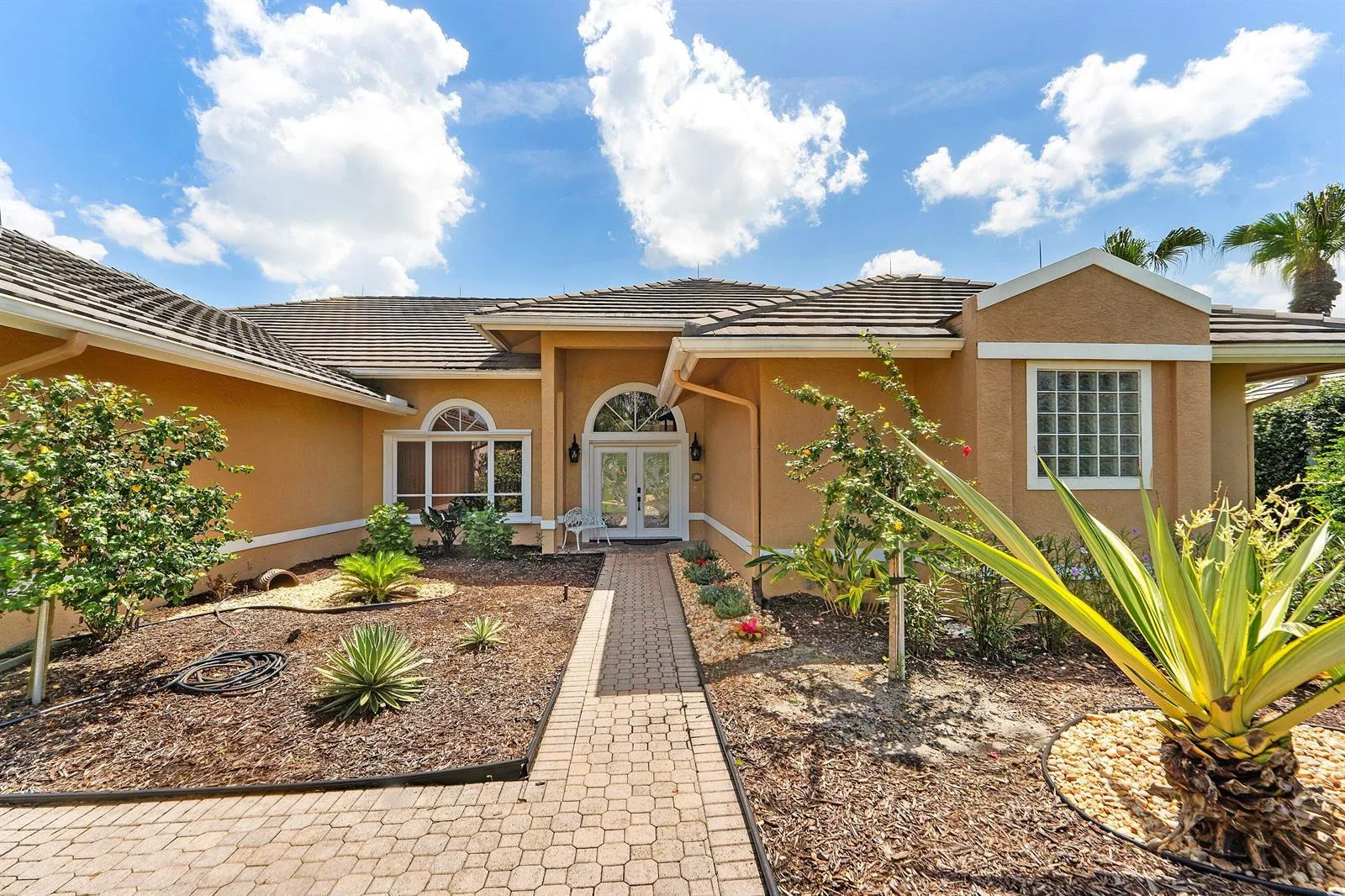 4084 SW GLENEAGLE Circle, Palm City, FL 34990 photo 2