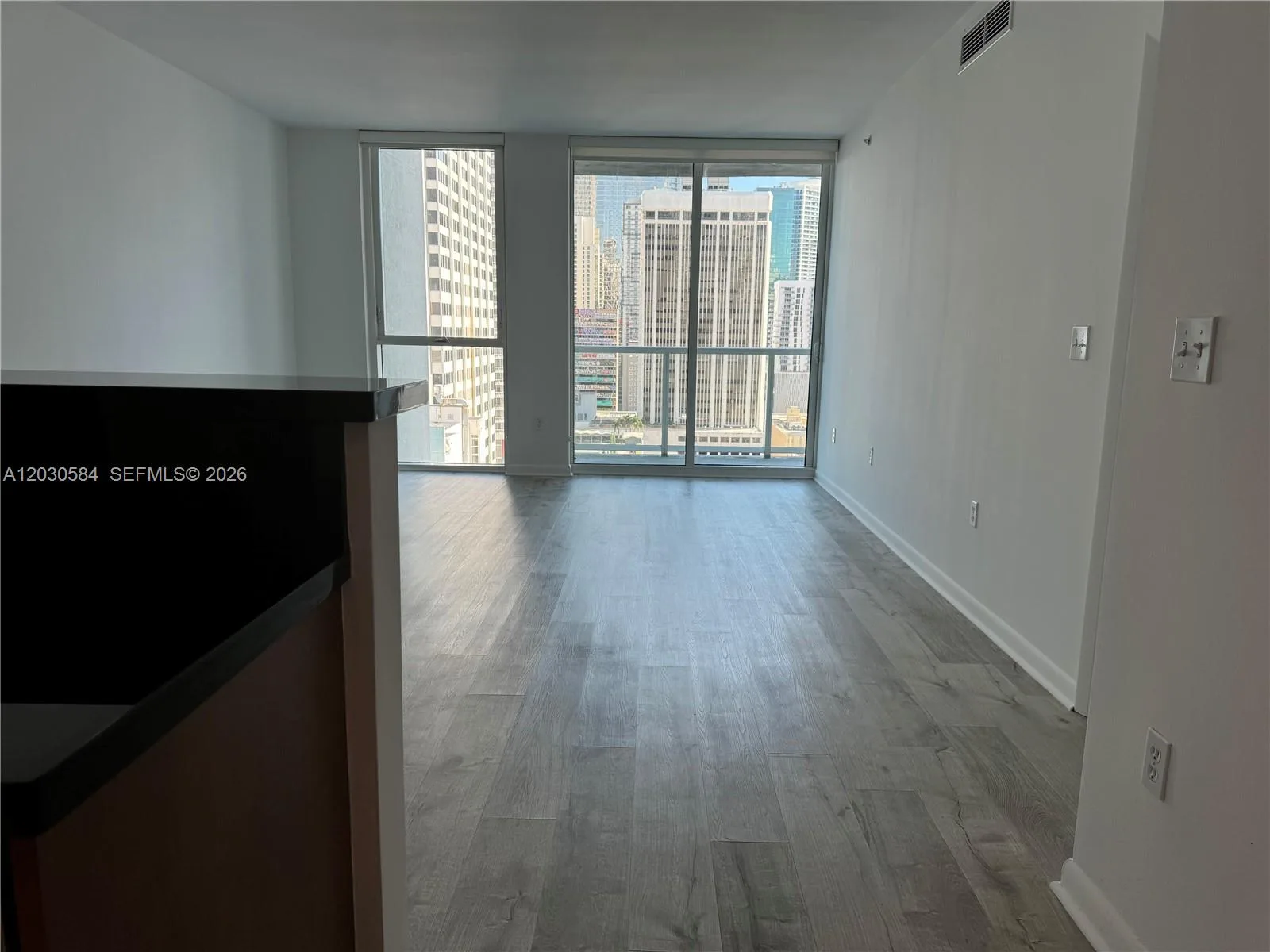 244 Biscayne Blvd # 2105, Miami, FL 33132 photo 4