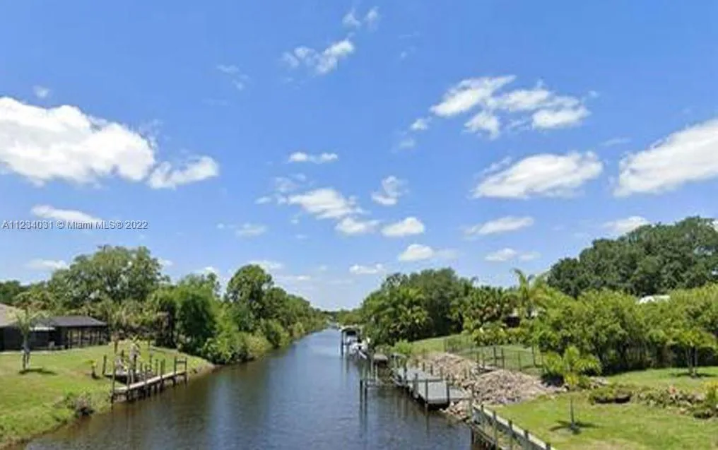 2573 Chapel Dr, Port Charlotte, FL 33953 photo 5