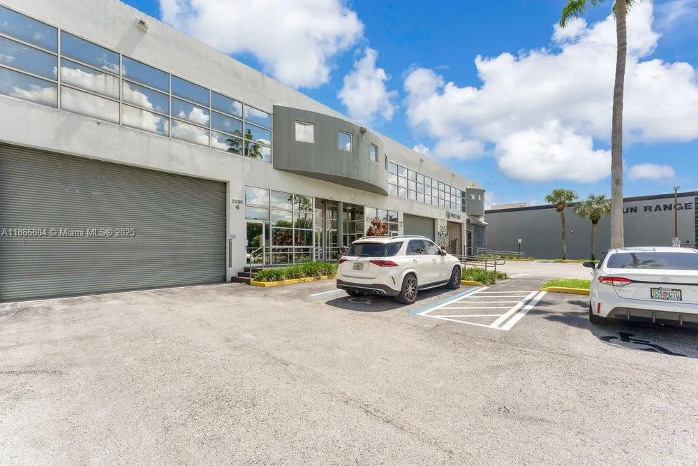 2201 NW 102nd Pl # 4A, Doral, FL 33172 photo 4