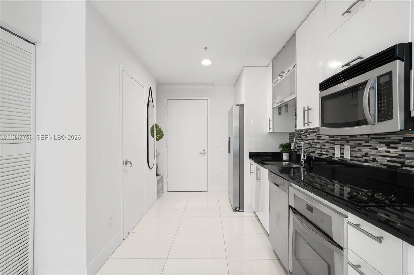 60 SW 13th St # 2812, Miami, FL 33130 photo 11