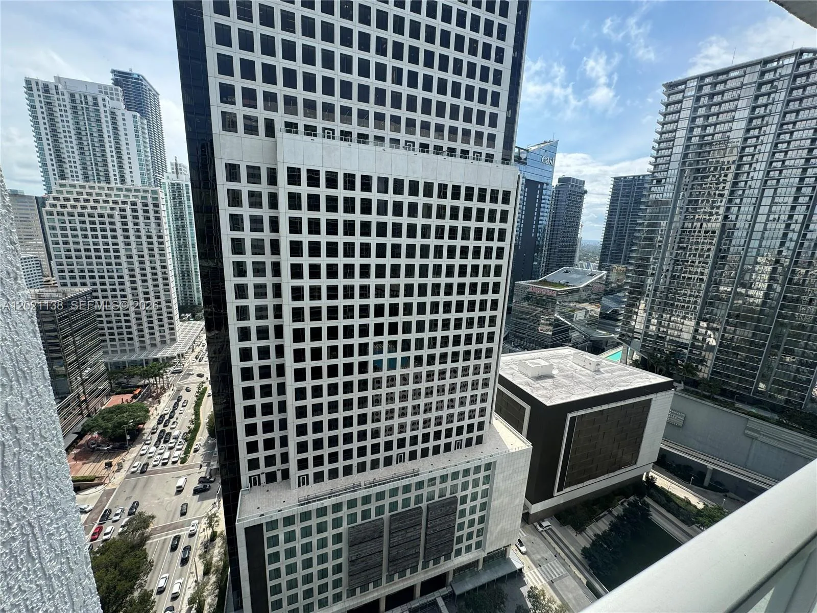 500 Brickell Ave # 3204, Miami, FL 33131 photo 3