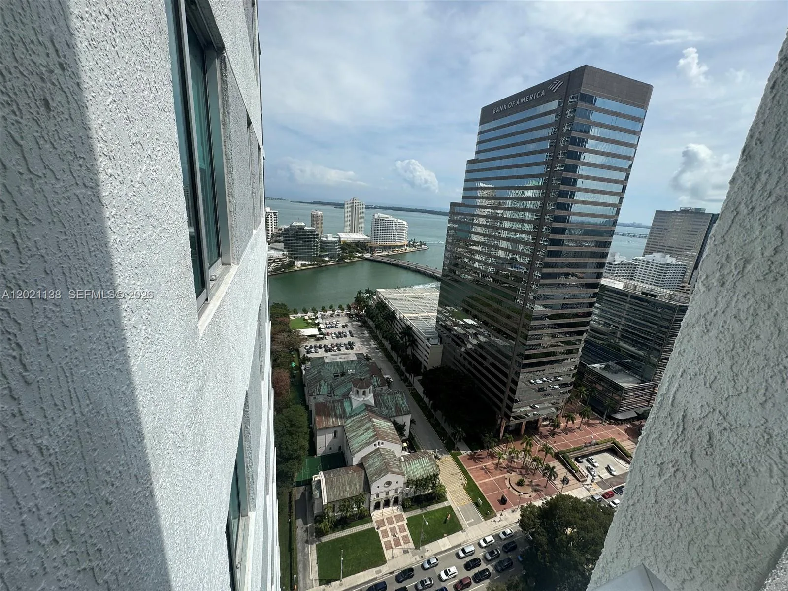 500 Brickell Ave # 3204, Miami, FL 33131 photo 4
