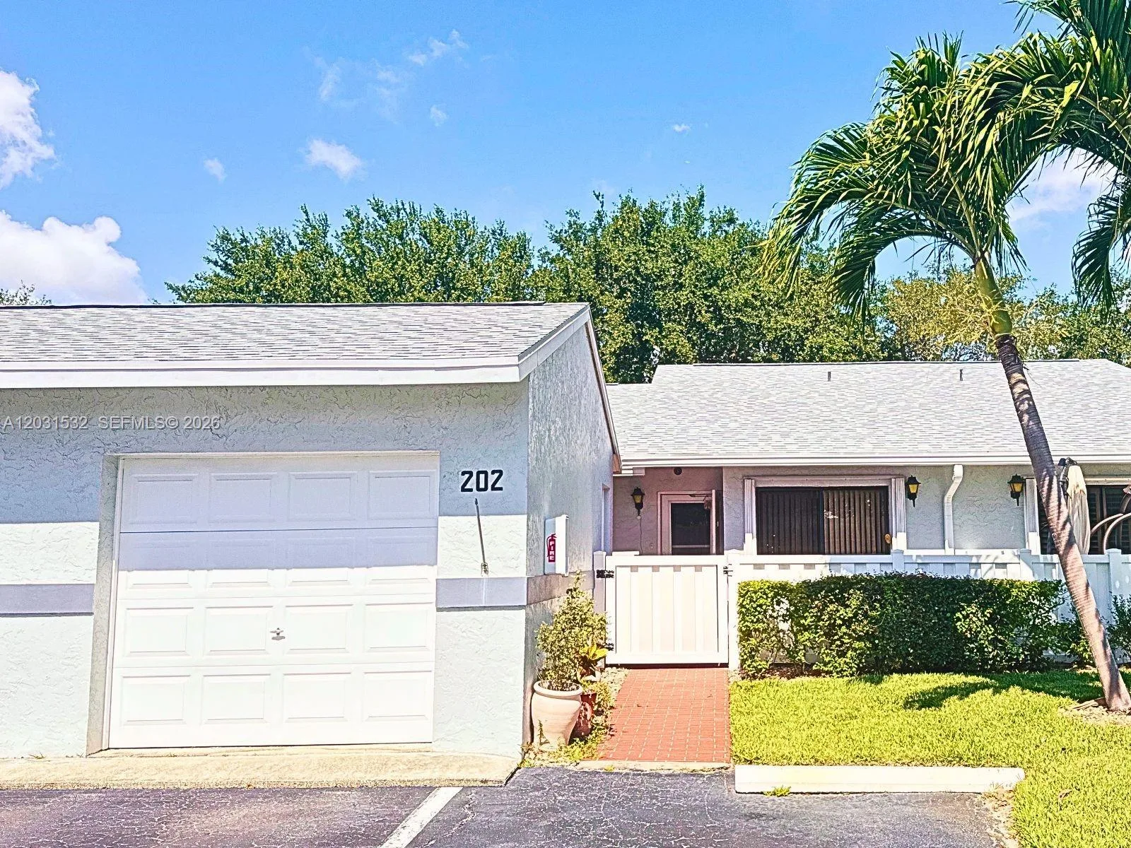 2640 W Gately Dr W # 202, West Palm Beach, FL 33415