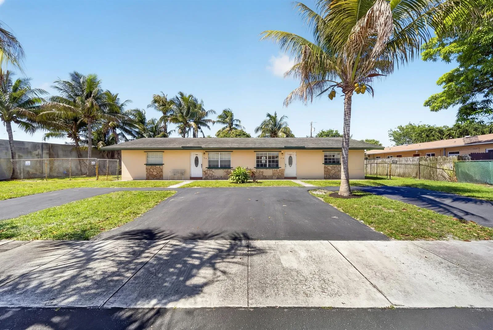 121 NW 56th Court # 1-2, Oakland Park, FL 33309