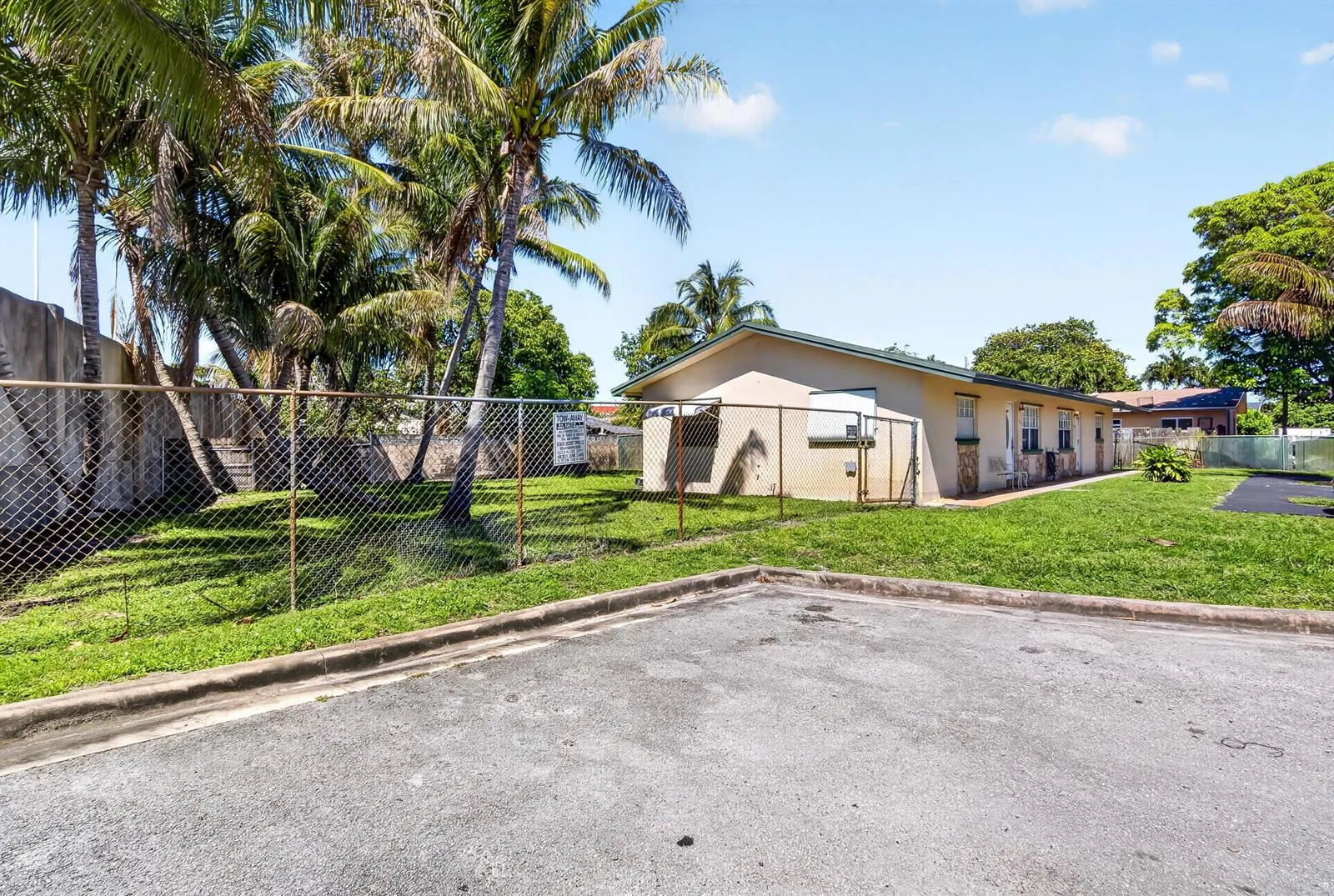 121 NW 56th Court # 1-2, Oakland Park, FL 33309 photo 3