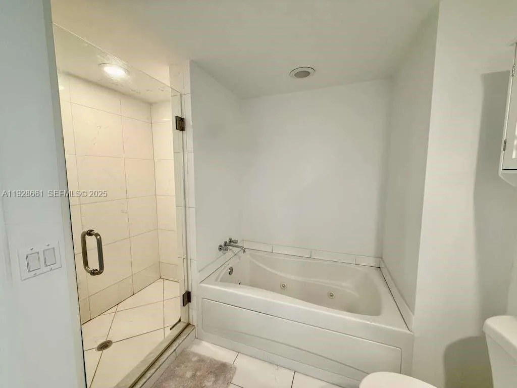 55 SE 6th St # 2206, Miami, FL 33131 photo 11