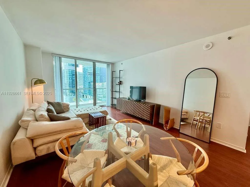 55 SE 6th St # 2206, Miami, FL 33131 photo 4