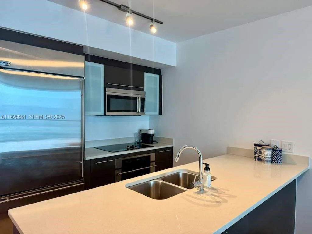 55 SE 6th St # 2206, Miami, FL 33131 photo 6