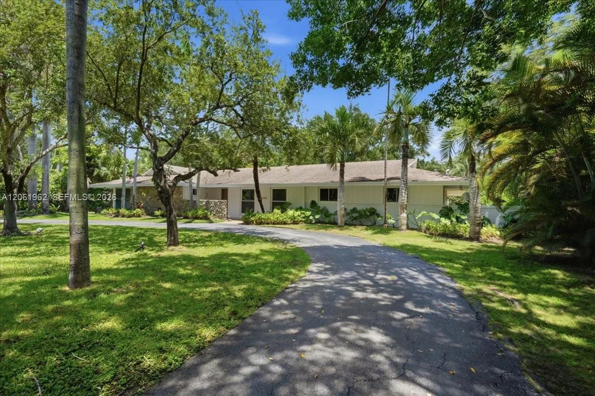 12365 SW 60th Ct, Pinecrest, FL 33156 photo 2