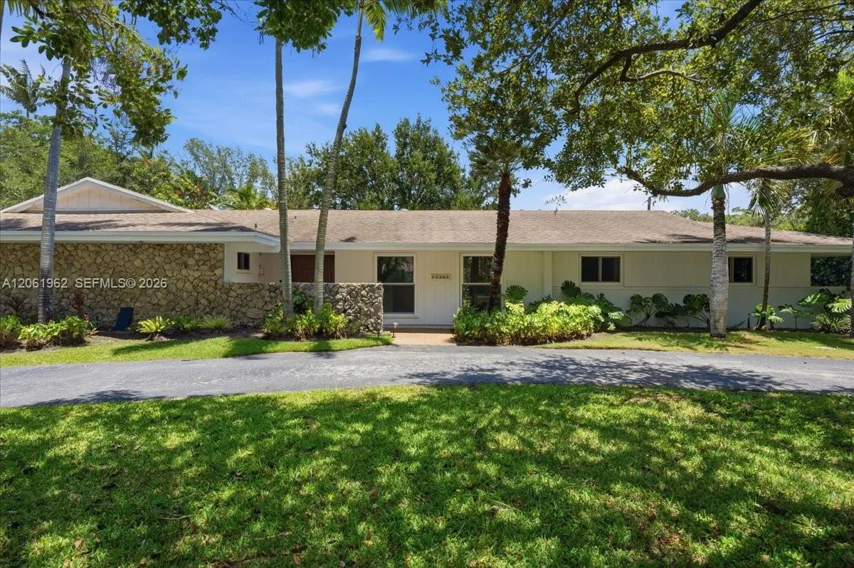 12365 SW 60th Ct, Pinecrest, FL 33156 photo 3