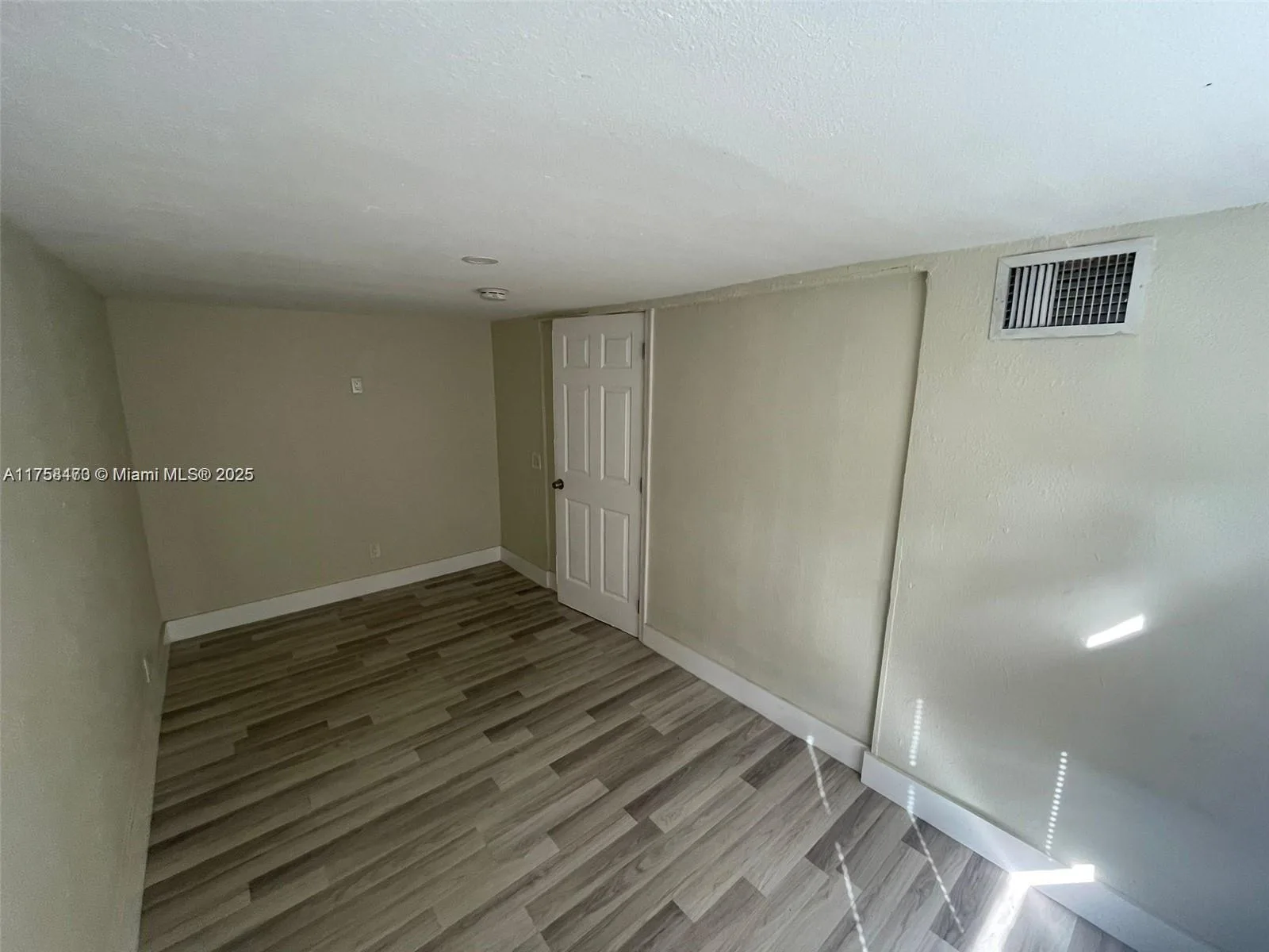 4896 SW 28th Ter, Dania Beach, FL 33312 photo 5