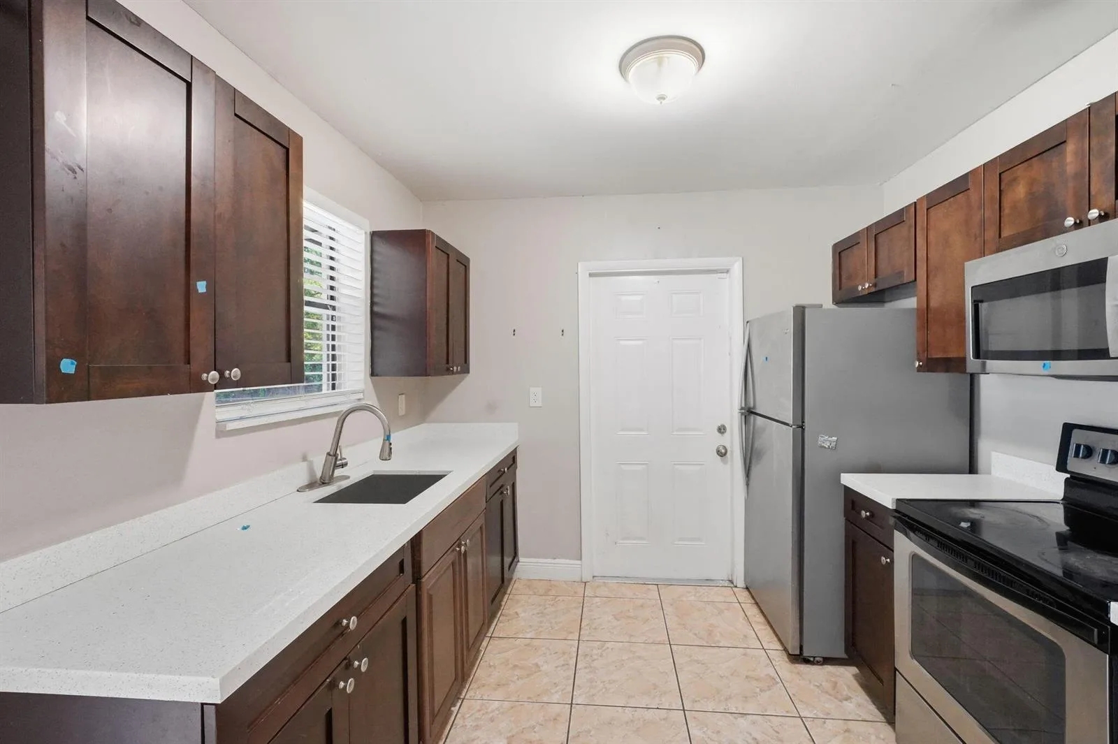 3100 SW 33rd Avenue, West Park, FL 33023 photo 5