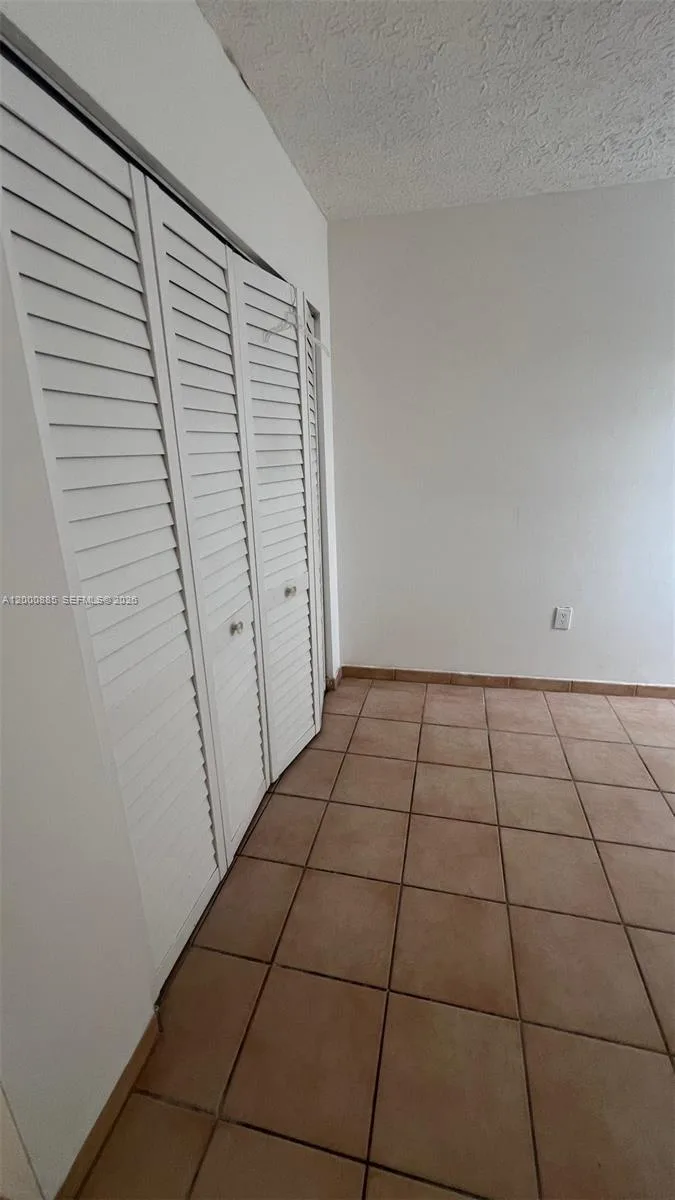 6070 W 18th Ave # 323, Hialeah, FL 33012 photo 4