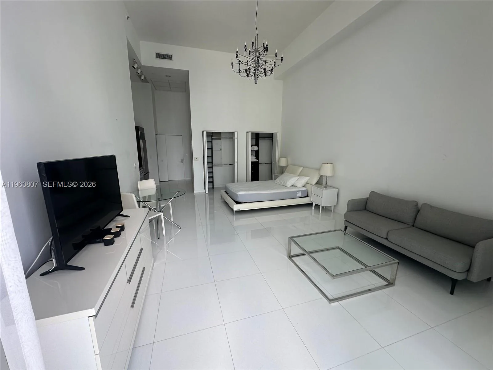 475 Brickell Ave # 4110, Miami, FL 33131
