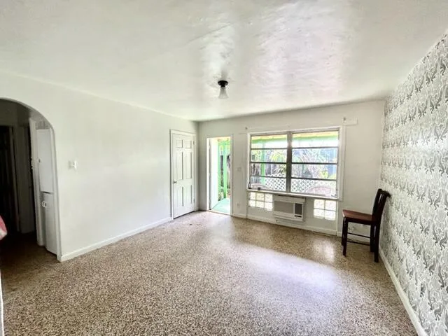 2023 Taylor Street, Hollywood, FL 33020 photo 2