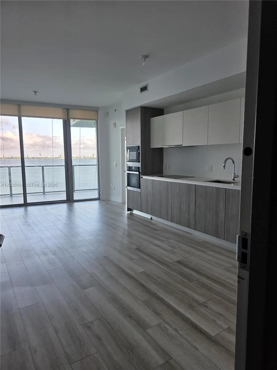 2900 NE 7th Ave # 906, Miami, FL 33137 photo 4