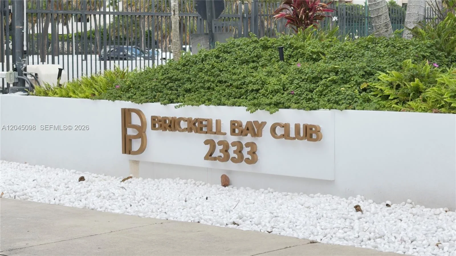 2333 Brickell Ave # 614, Miami, FL 33129