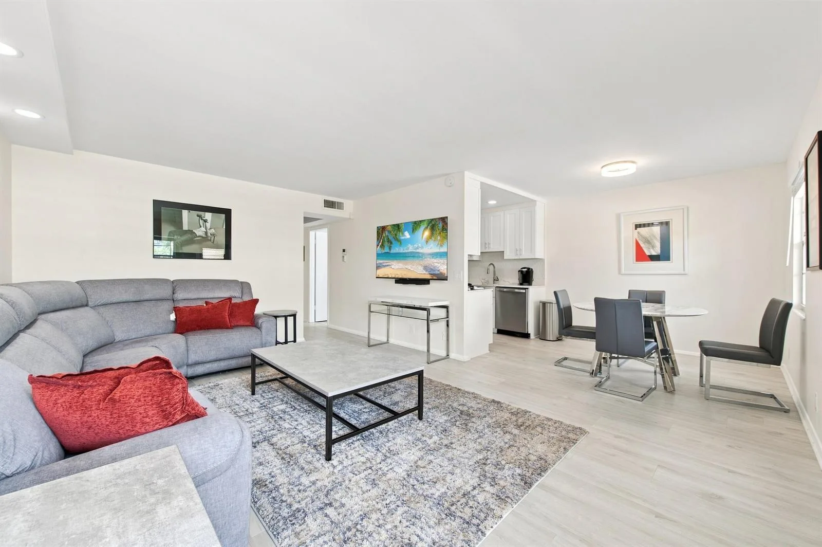 2069 Guildford D, Boca Raton, FL 33434 photo 2