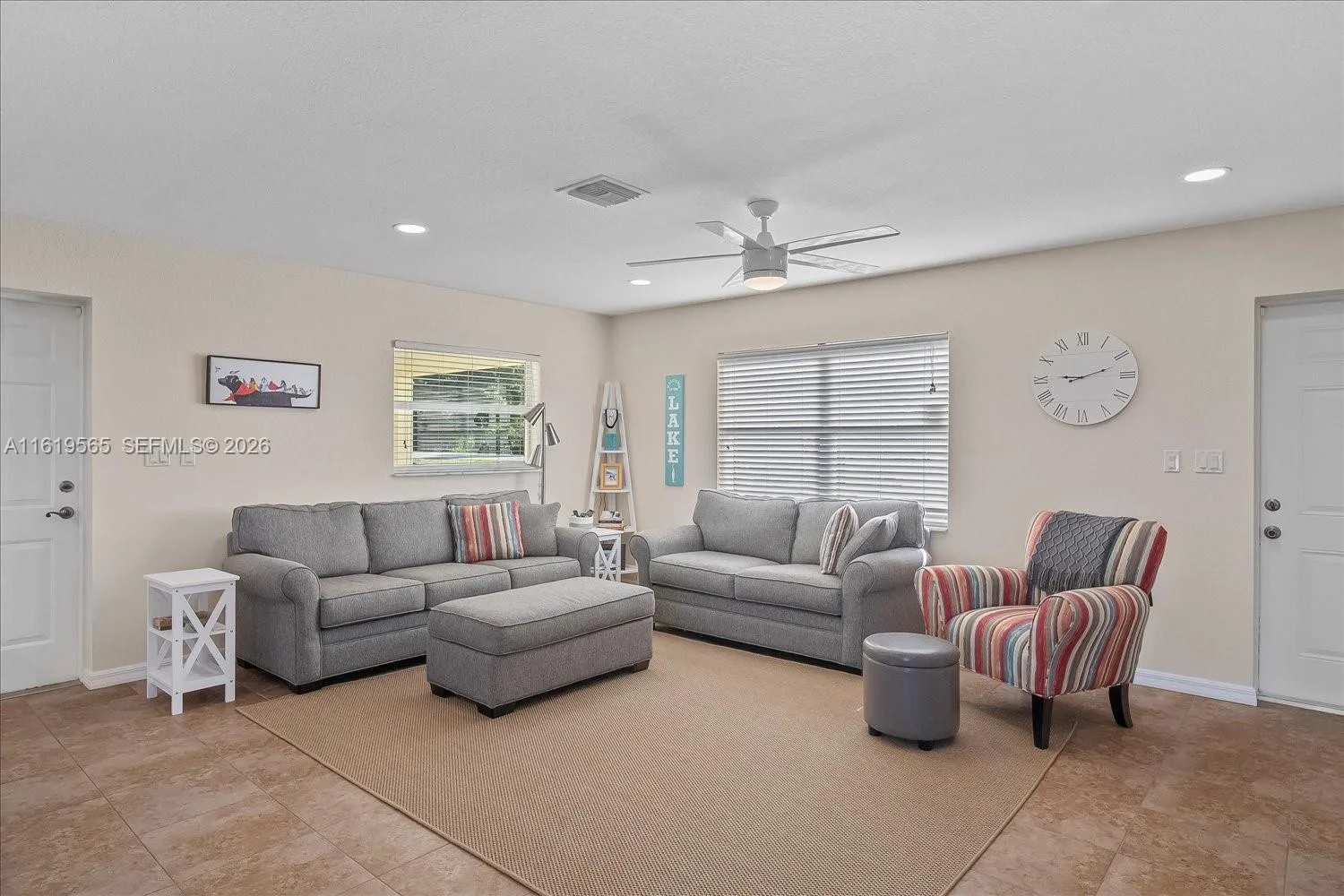 924 Lake Dr E, Lake Placid, FL 33852 photo 13