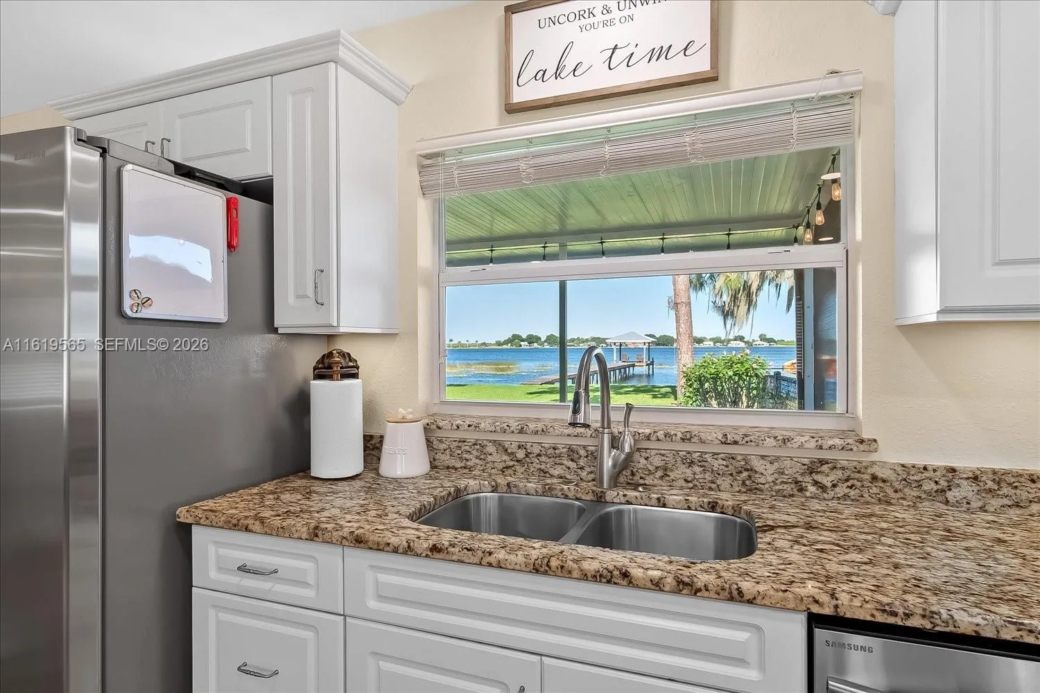 924 Lake Dr E, Lake Placid, FL 33852 photo 9