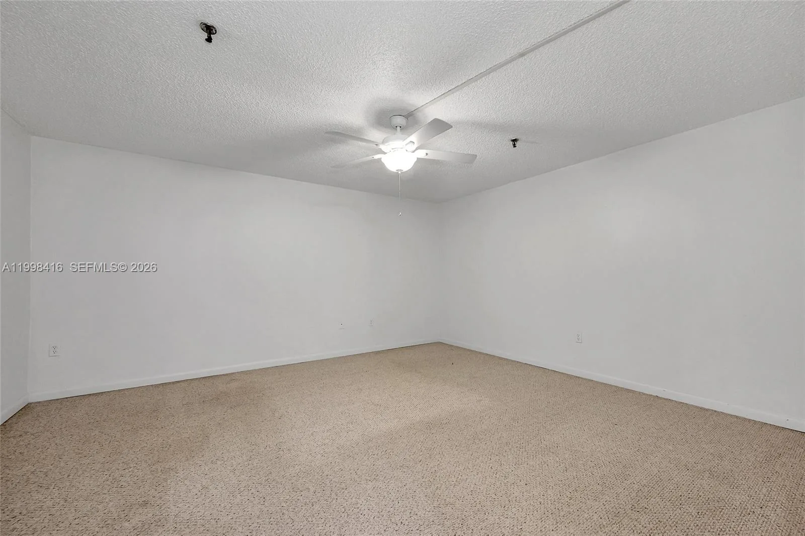 671 NE 195th St # 114E, Miami, FL 33179 photo 10