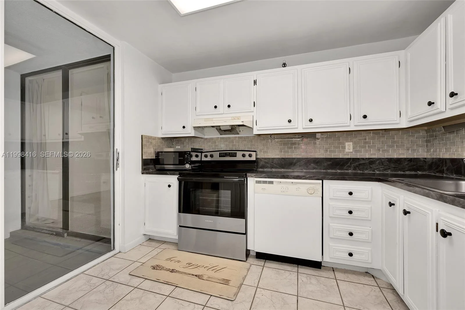 671 NE 195th St # 114E, Miami, FL 33179 photo 7