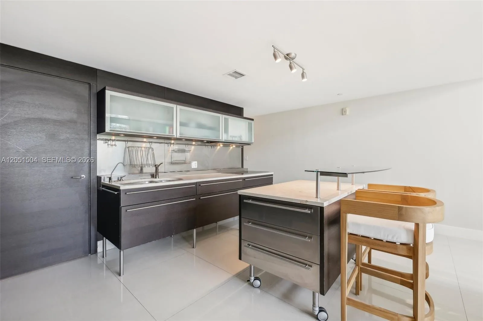 6000 Collins Ave # 306, Miami Beach, FL 33140 photo 10
