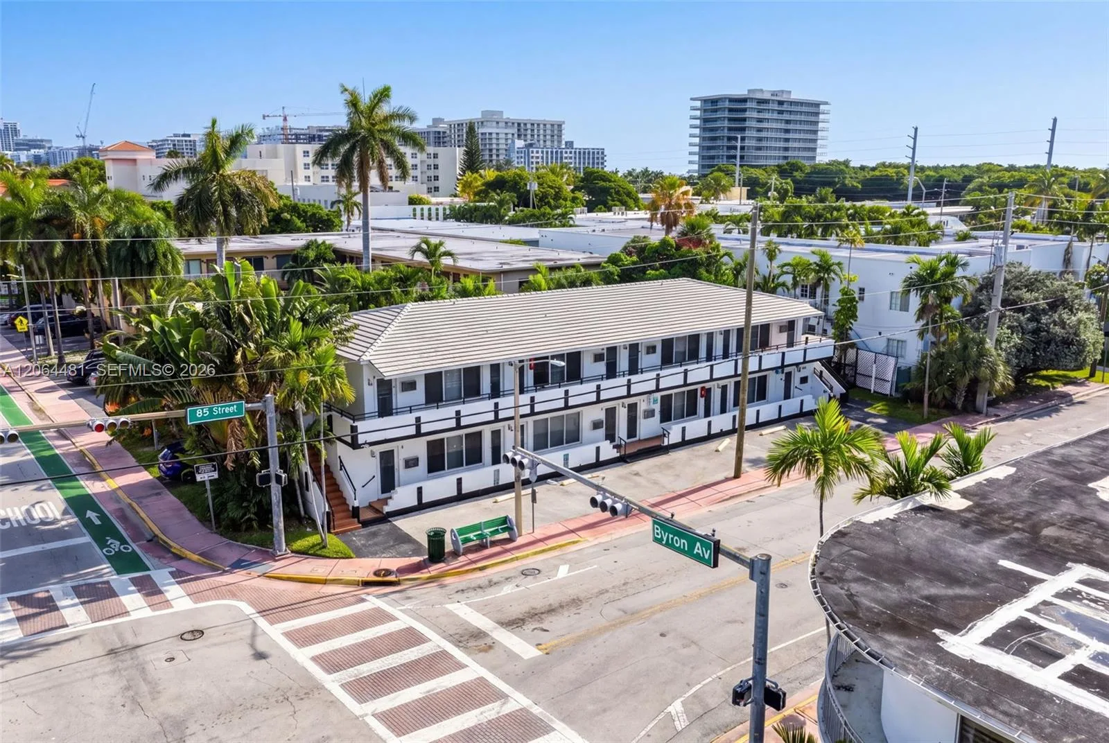 345 85th St, Miami Beach, FL 33141 photo 4