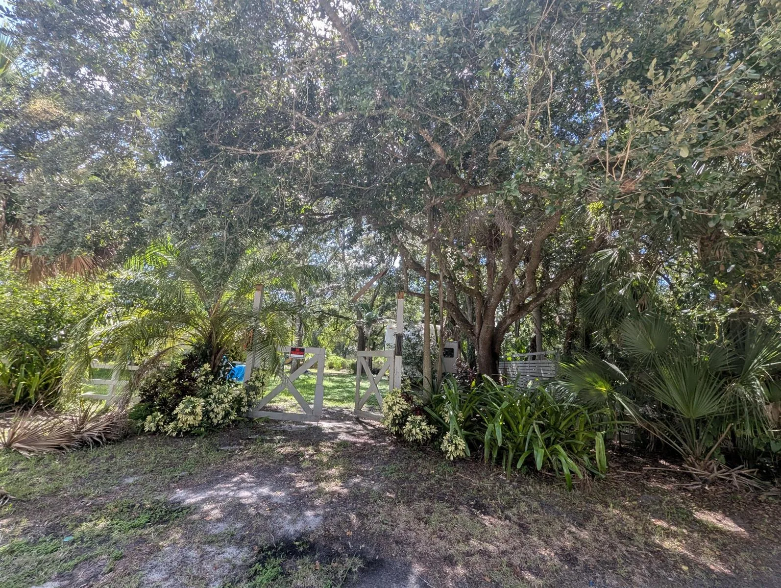 8835 104TH Court, Vero Beach, FL 32967 photo 4