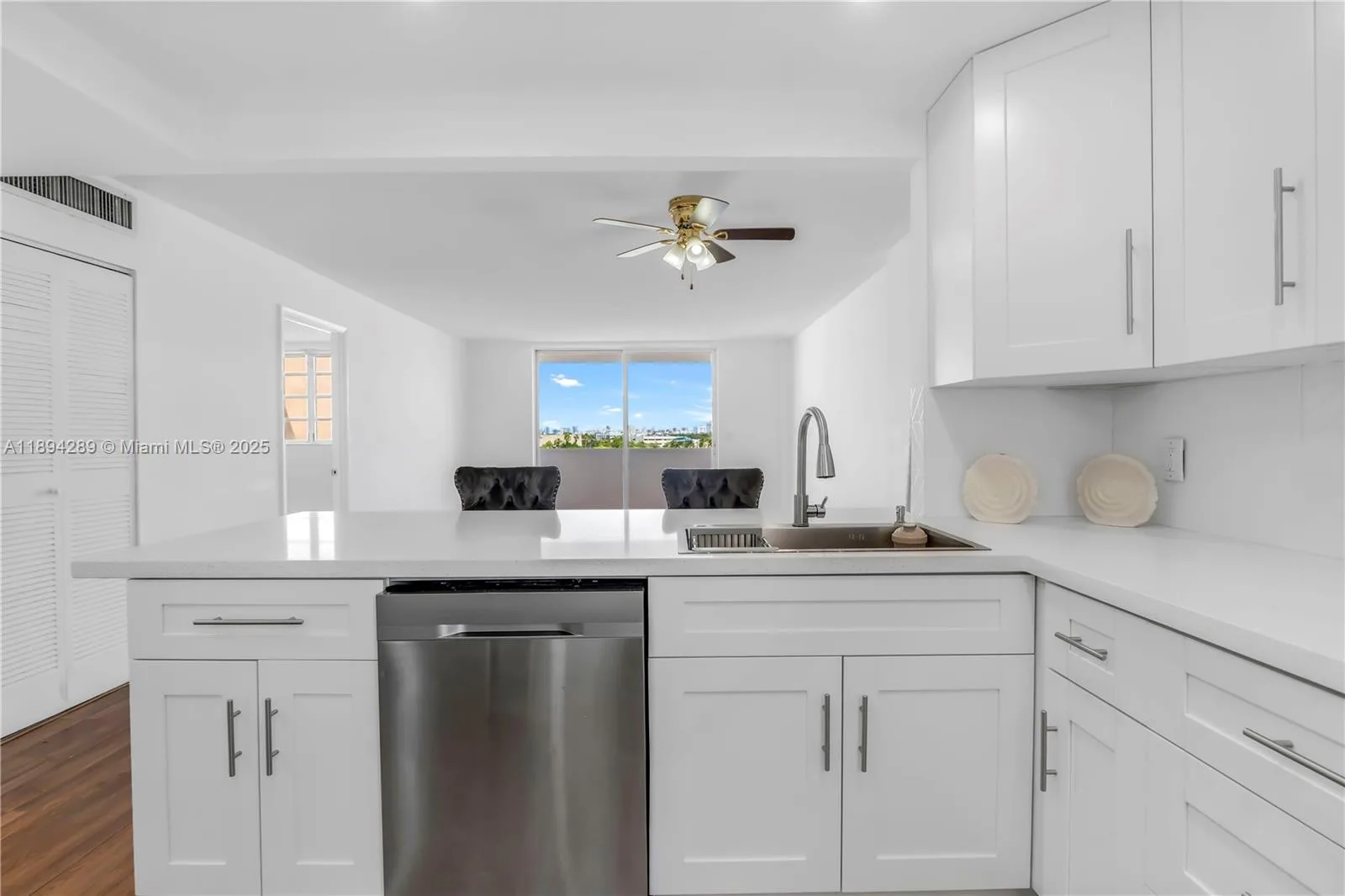 16400 NE 17th Ave # 601, North Miami Beach, FL 33162 photo 7