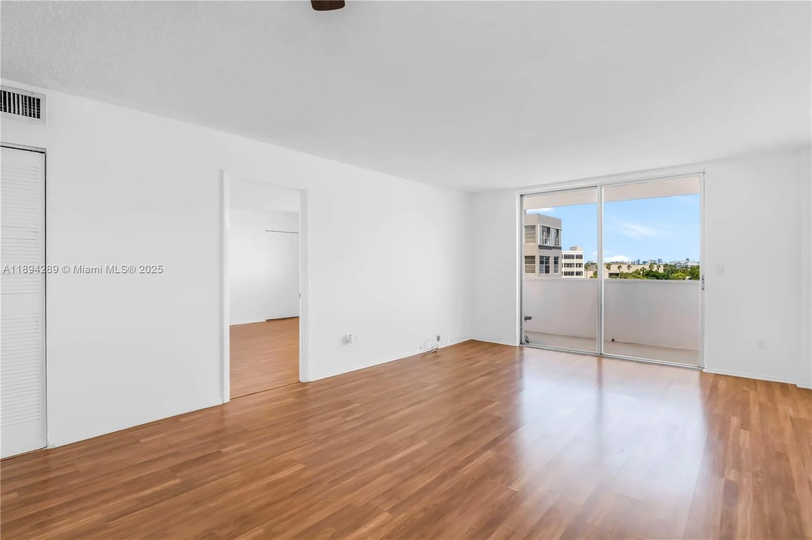 16400 NE 17th Ave # 601, North Miami Beach, FL 33162 photo 8