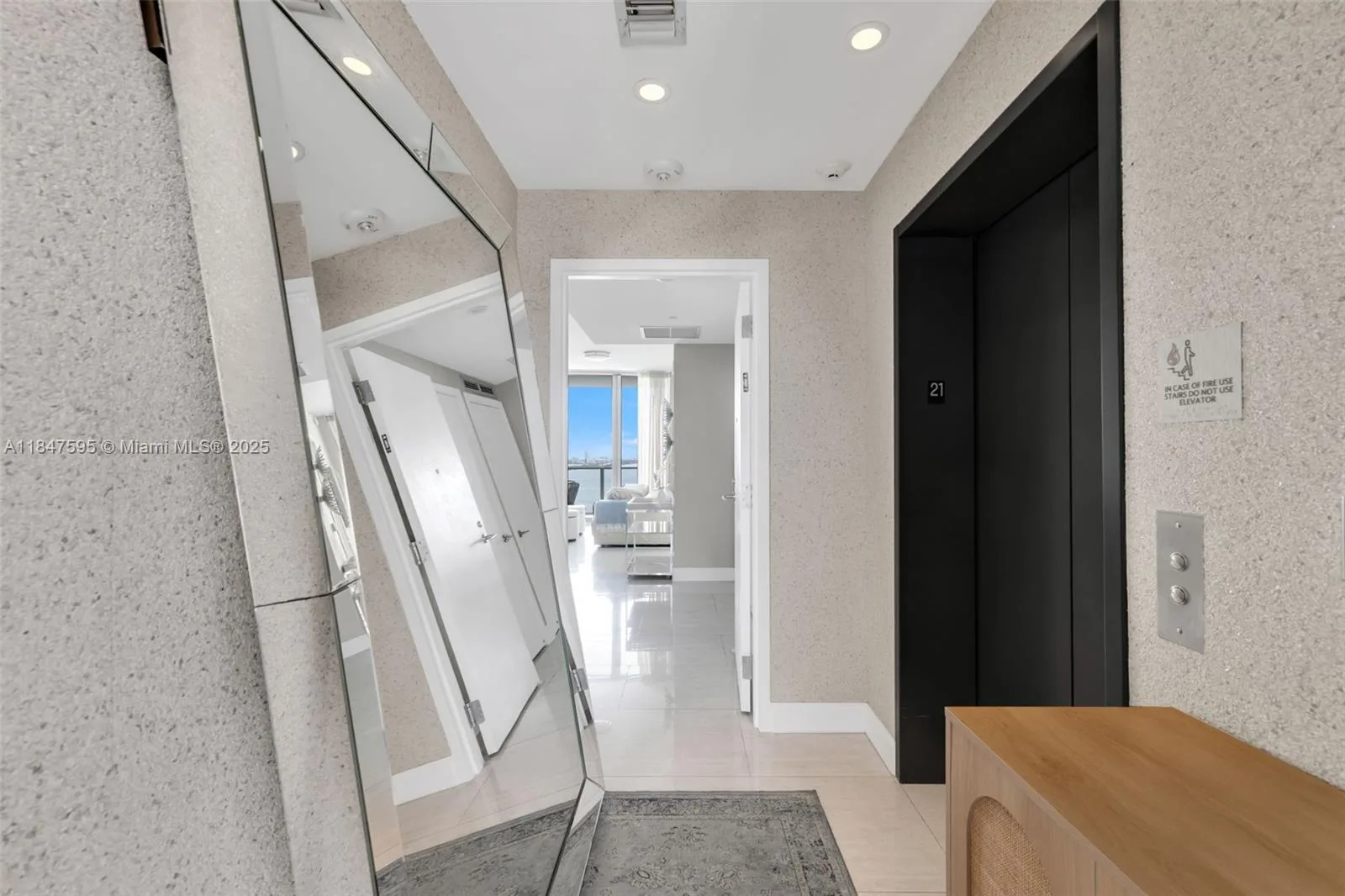2900 NE 7th Ave # 2103, Miami, FL 33137 photo 3