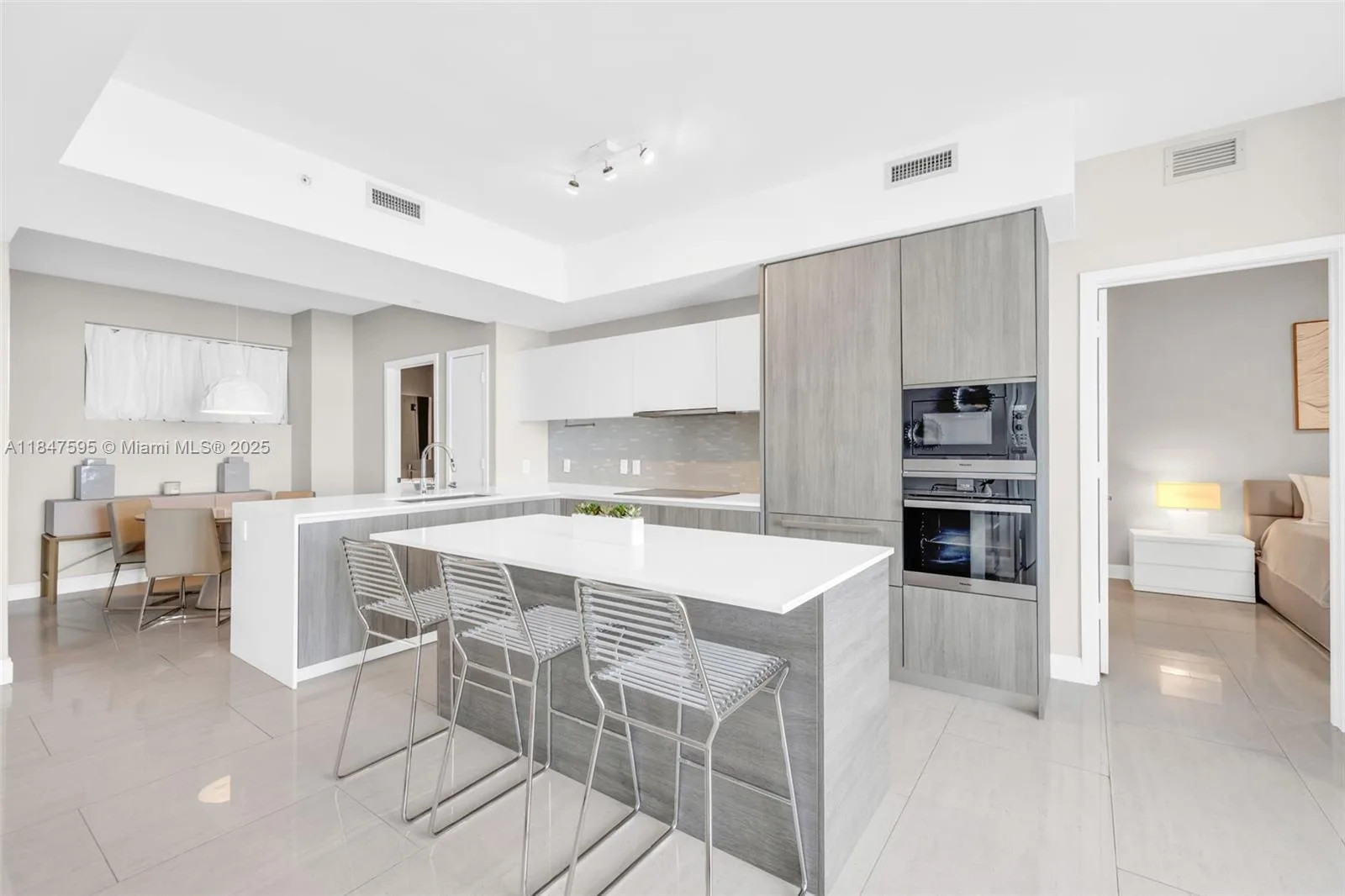 2900 NE 7th Ave # 2103, Miami, FL 33137 photo 7