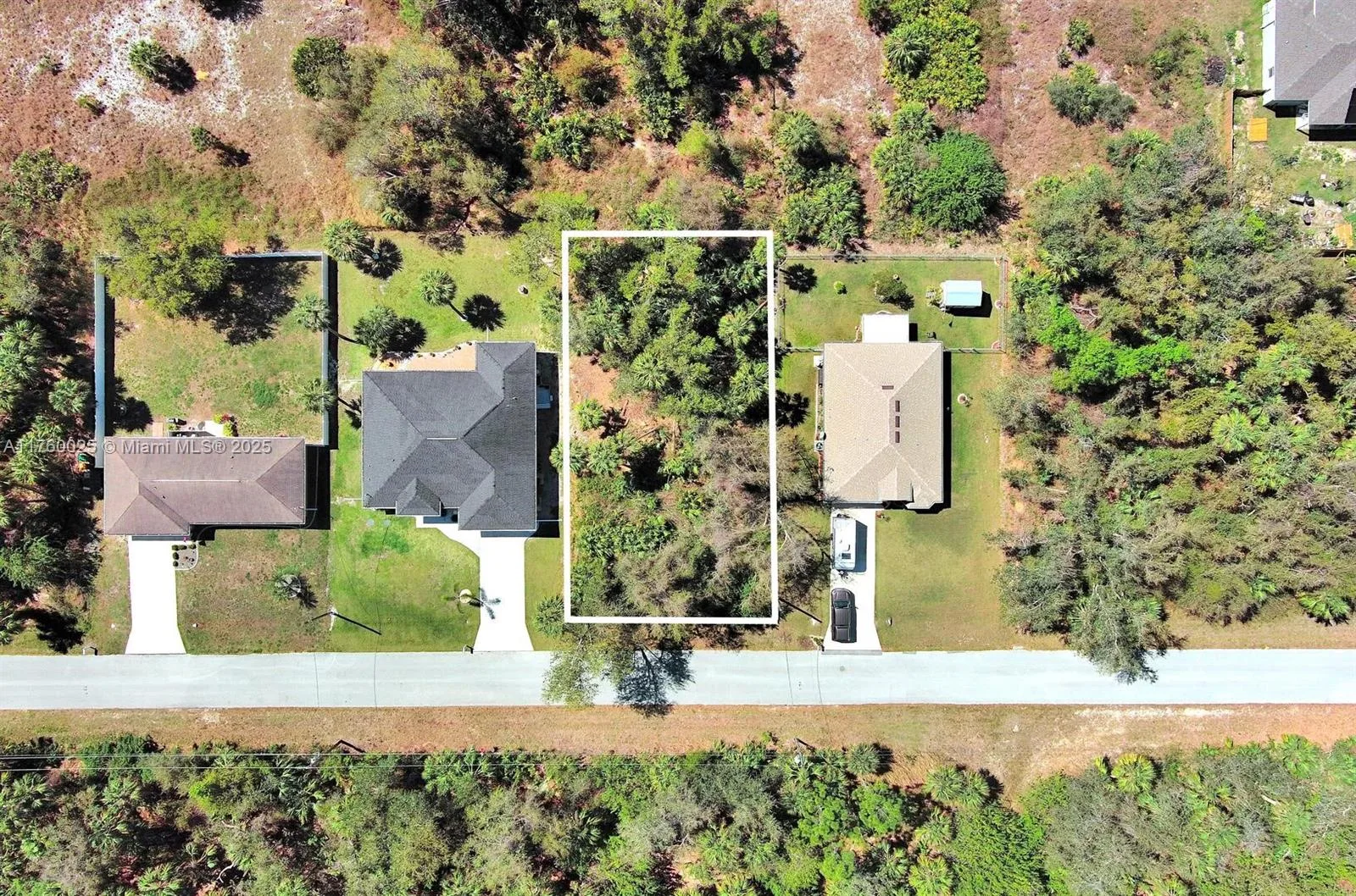 205 Ferdon Cir, Port Charlotte, FL 33954 photo 3