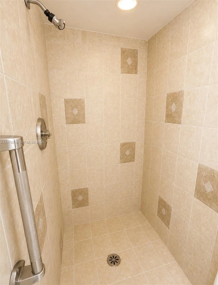 2500 Parkview Dr # 1207, Hallandale Beach, FL 33009 photo 10