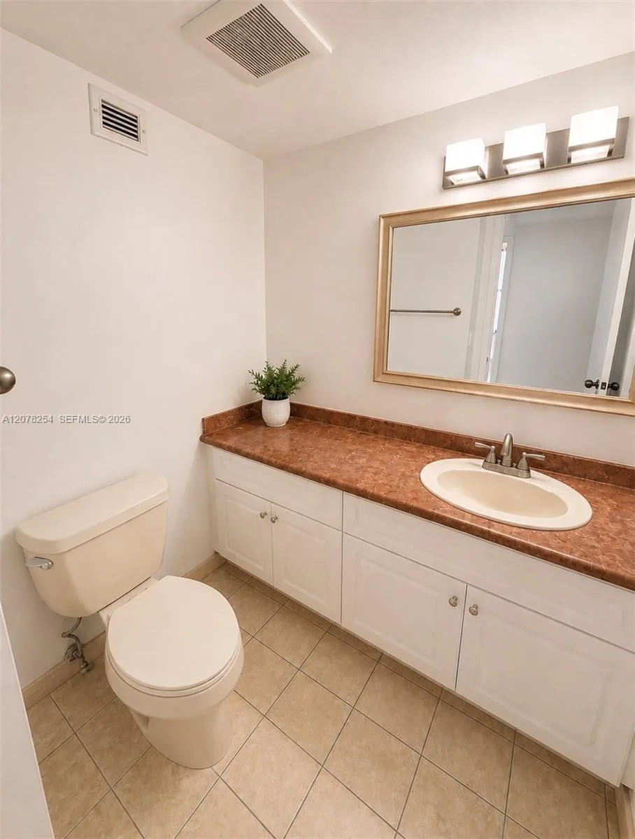 2500 Parkview Dr # 1207, Hallandale Beach, FL 33009 photo 9